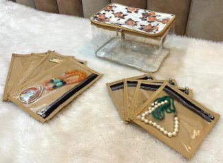 Addyz Jewelry Kit with 4 long pouches and 4 square pouches(J052)